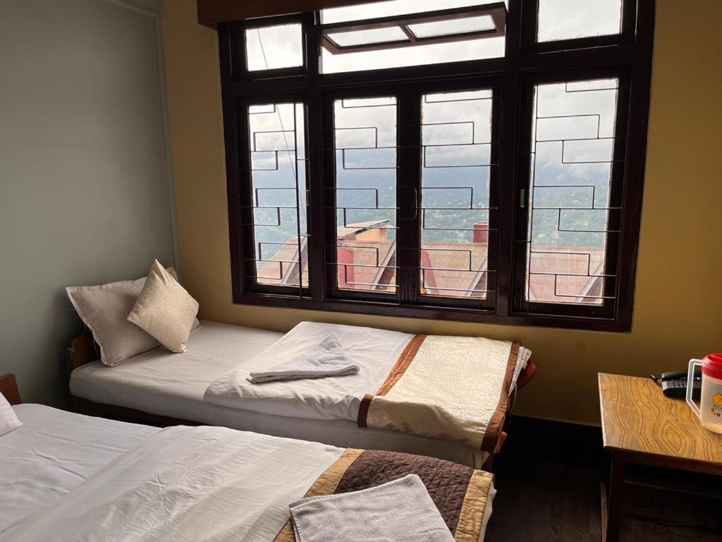 Hotel Red Rose Gangtok Ngoại thất bức ảnh